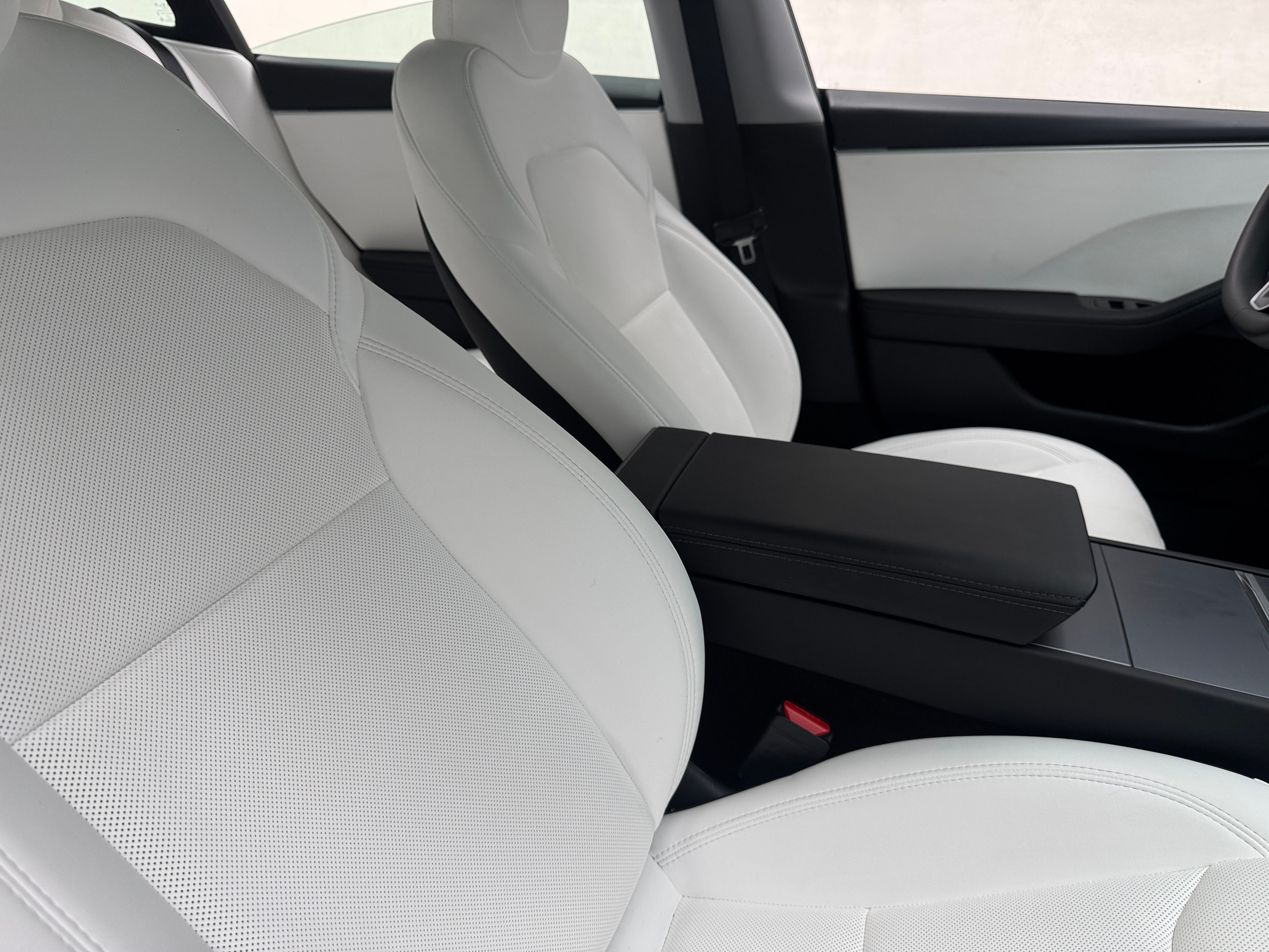 tesla model 3 2025 5YJ3E1EA3SF009348 image tesla model 3 2025 5YJ3E1EA3SF009348 image